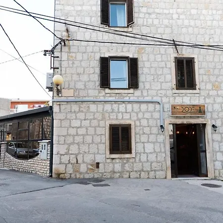 Διαμέρισμα Magli Kaštela