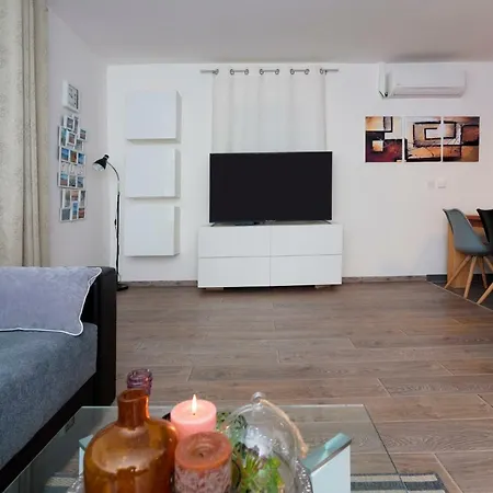 Magli Apartment